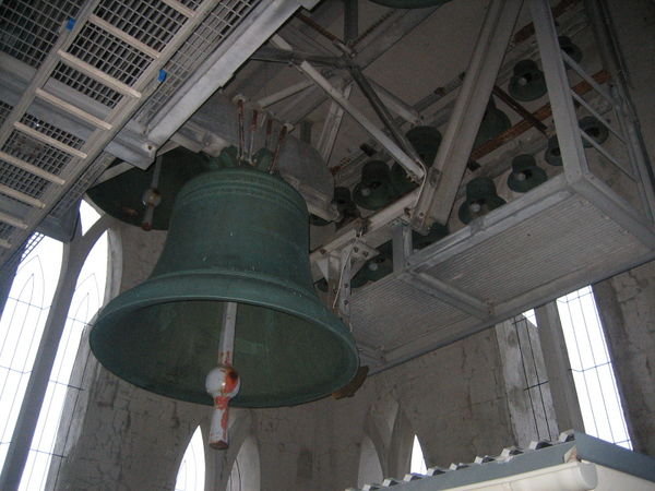 The giant bell that gave us a fright!