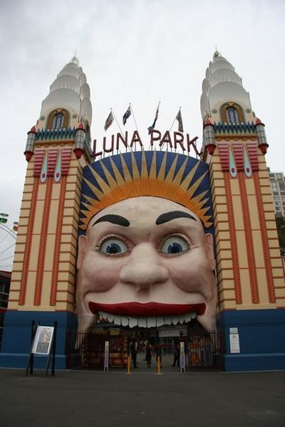 The entrance to Luna Park