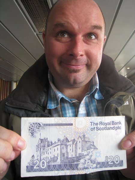 Brodick Castle on Royal Bank £20 note.