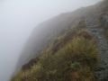 Nebel auf'm Pass (links gehts ueber 700 Meter steil runter... war vielleicht besser, dass man's nicht gesehen hat)