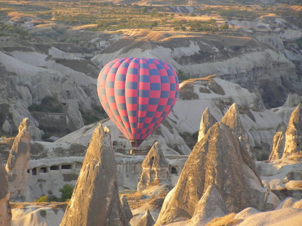 Balloon in the valley