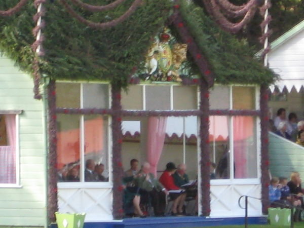 Queen's Seat at the Games