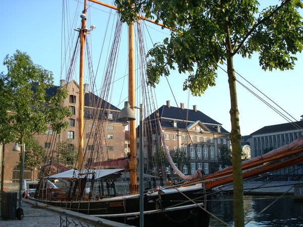 One of København's many harbors