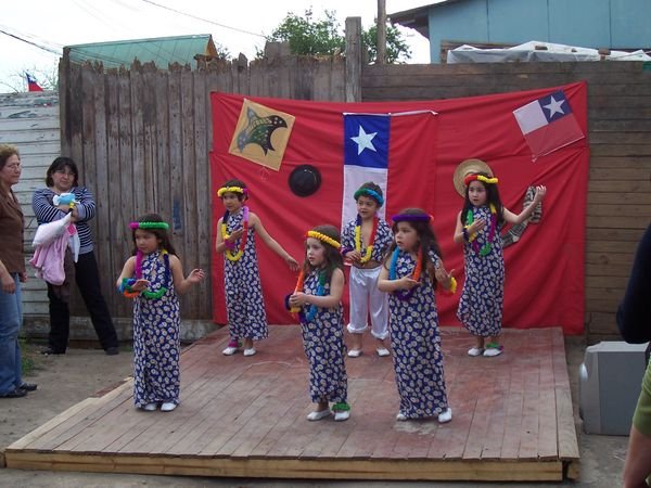 Children of the toma in Santiago