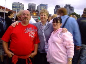Steve and Lyn with Mum