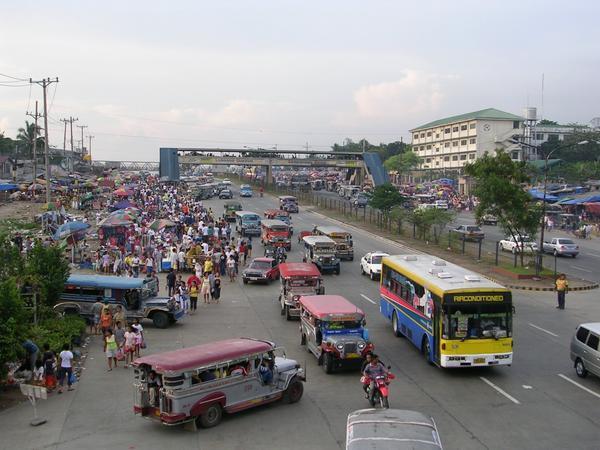 Commonwealth Avenue, Manila