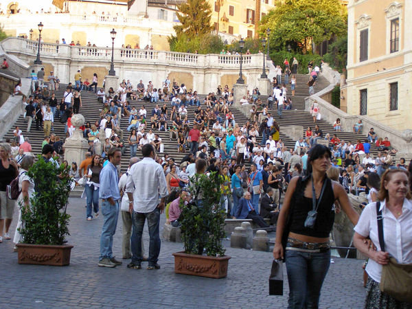 A light crowd at the Spanish Steps