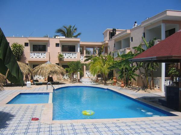 Hotel El Caucho swimming pool