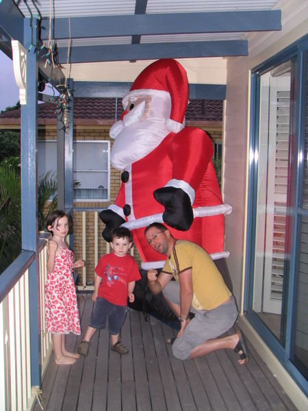 With Abby and Kylian, and a huge inflatable Santa !