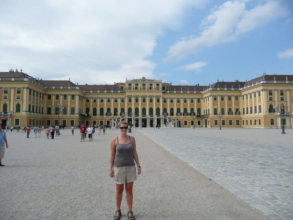 The Schloss Schönbrunn summer palace, Vienna