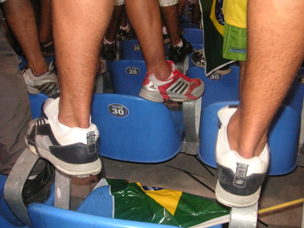 The best way to watch a football match in Brazil?