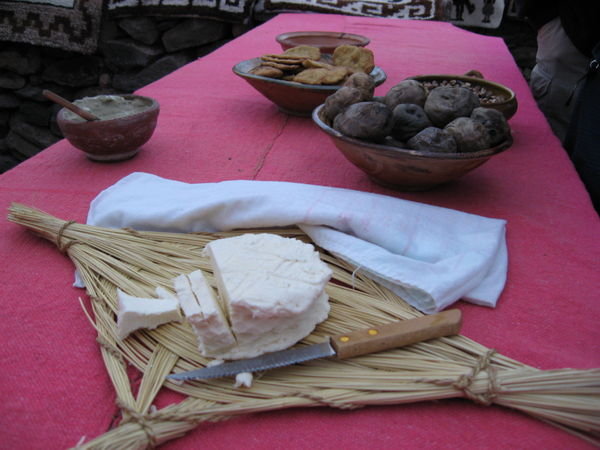 Quinoa bread, roasted potatoes, maize and clay