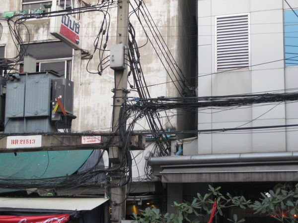 Had to show ya the wires in Bangkok Dad!