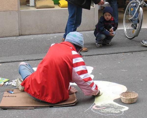 Street Artists and Sidewalk Critic