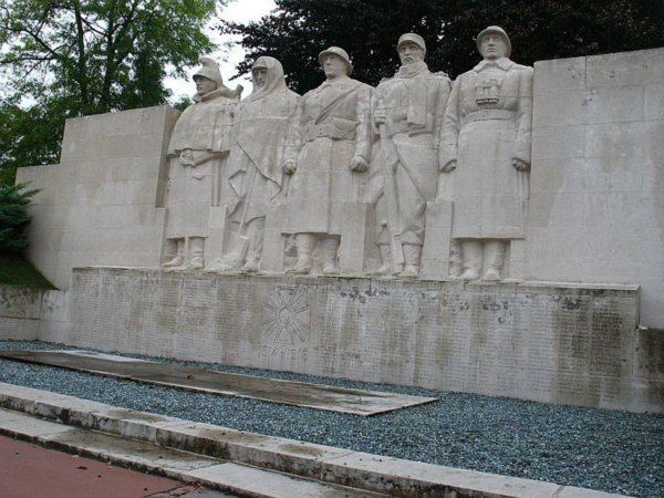 Momument to the Children of Verdun