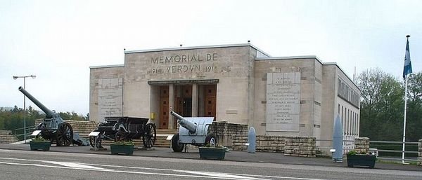 Memorial De Verdun