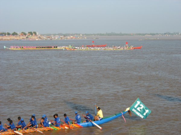 Boat race in Phonm Penh