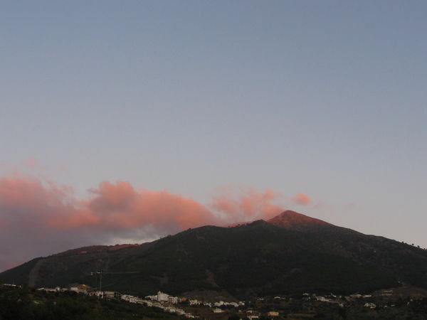 Pink clouds on "mahoma"