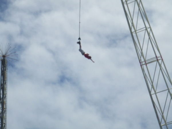 Bungee At Surfers