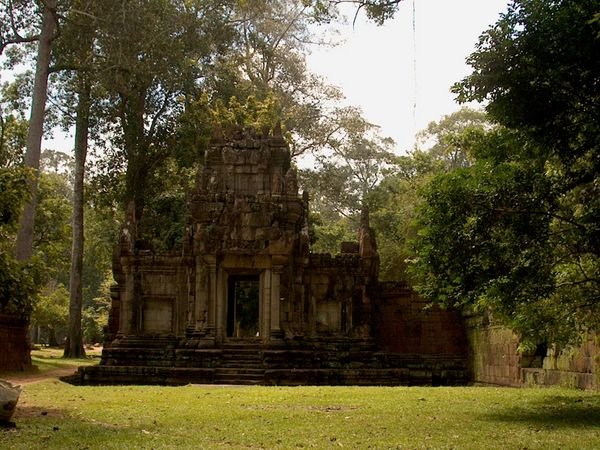 Doorway to Angkor Thom