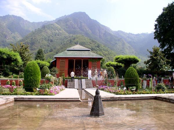 Chasma Shahi Bagh, another Moghul garden near Srinigar