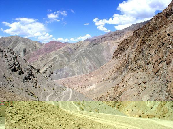 Steep valley leading to Meptek-La, Tea House Trek
