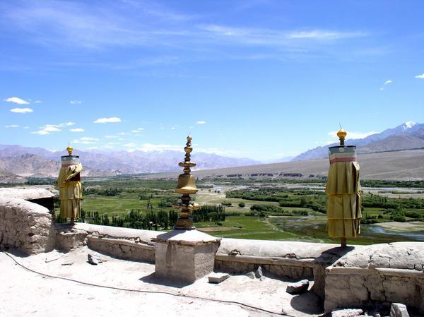 Magnificient scenery as seen from the roof at Spituk Gompa, near Leh