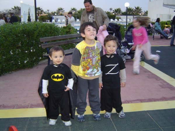 Batman, el Zorro y Abelito