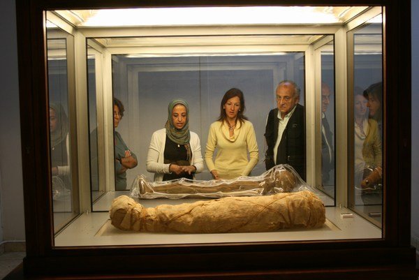 Momia en el museo