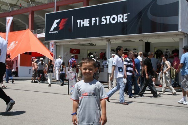 F1 store