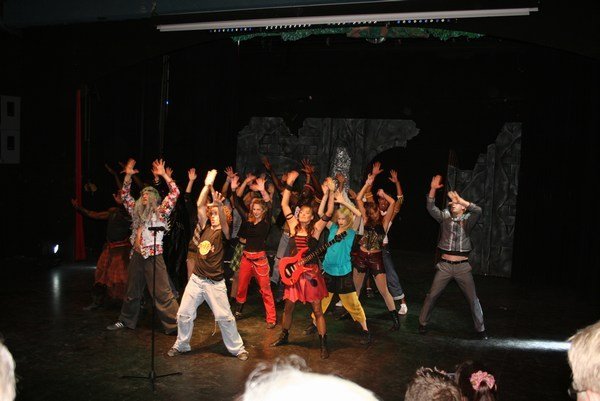 Show: We will rock you!