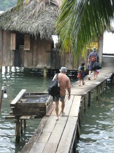  leaving Isla Basimentos along the dock at Red Rooster