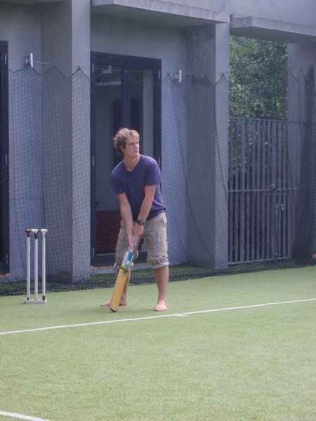 Learning to play cricket