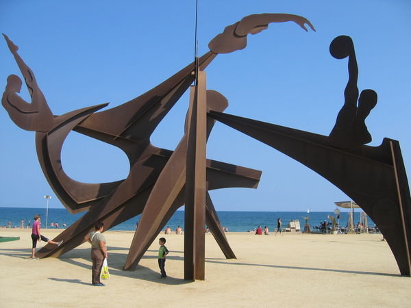Cool sculpture, Barcelona