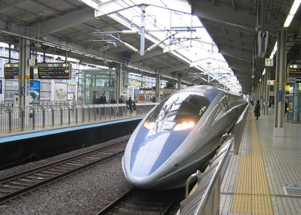 another fine example of the shinkansen
