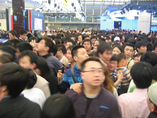 more crowds