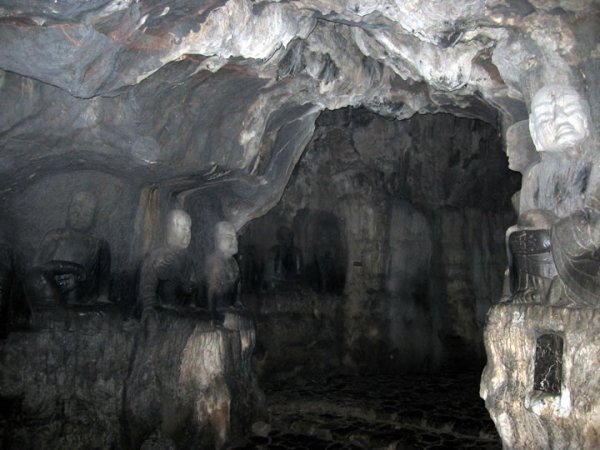 Lingyin temple caves