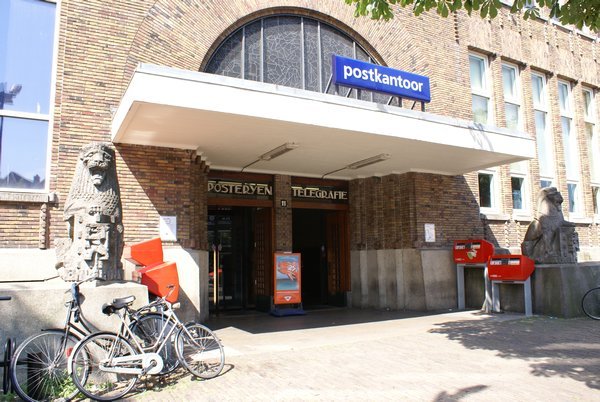 Post office outside