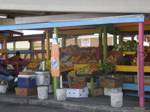 Marché de fruits et légumes à Nassau
