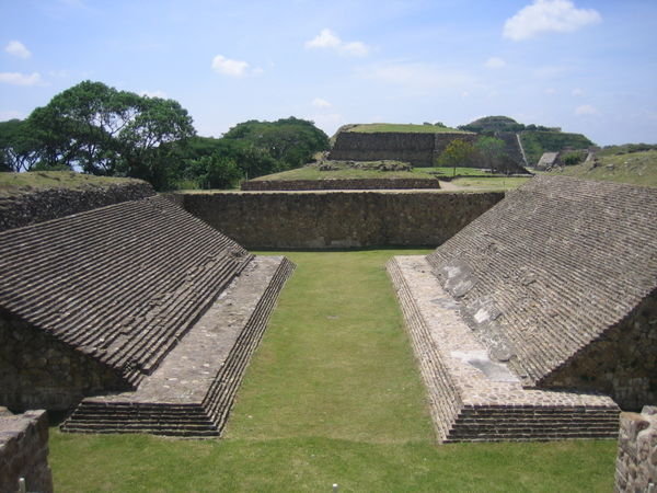 Zapotekischer Fussballplatz
