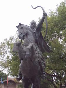Guilin Statue