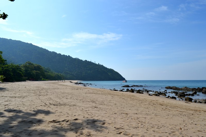 Bamboo Beach in front of La Lanta – so nice and quiet!
