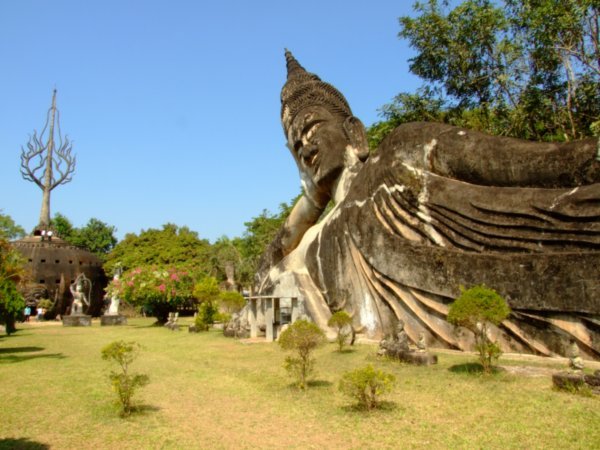 Xieng Khuan ( Buddha Park)