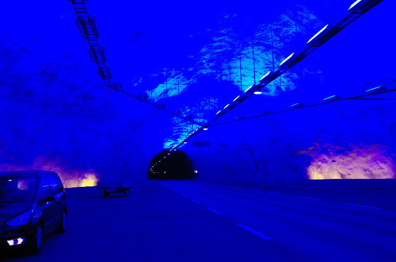 Im längsten Tunnel Europas (25km Aurland - Laerdal) 