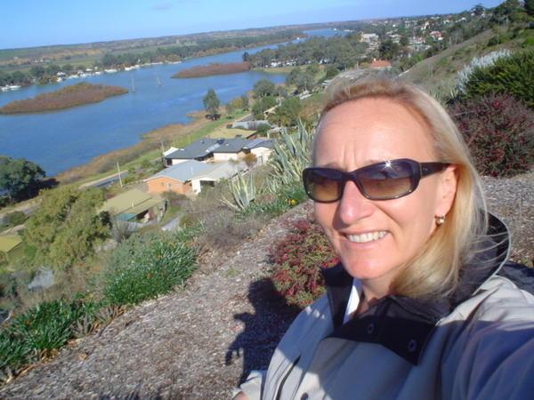 Diana at the Mannum Lookout