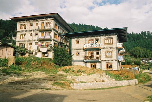 Apartment blocks, Lobesa