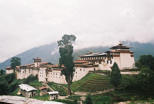 Arriving at the Trongsa dzong