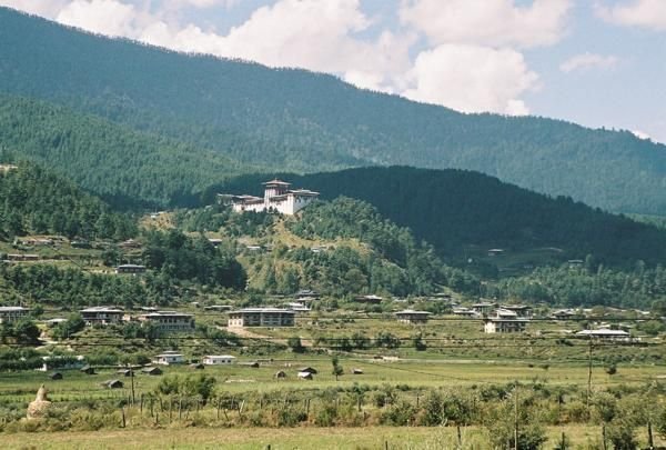 The Yuelay Namgyal dzong overlooking Jakar town
