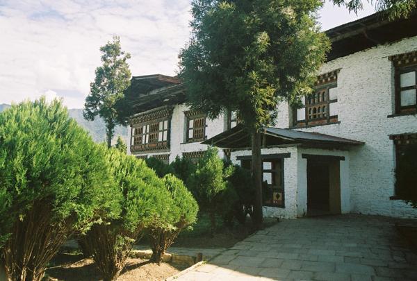 The entrance to Mongar dzong