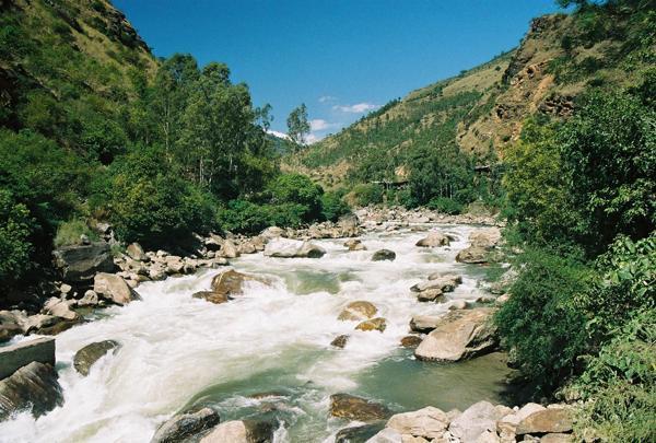 The Kulong Chhu river at Duksum